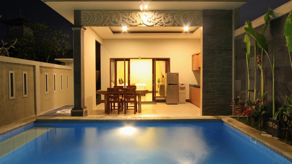 The Surya Kuta Villa Kültér fotó