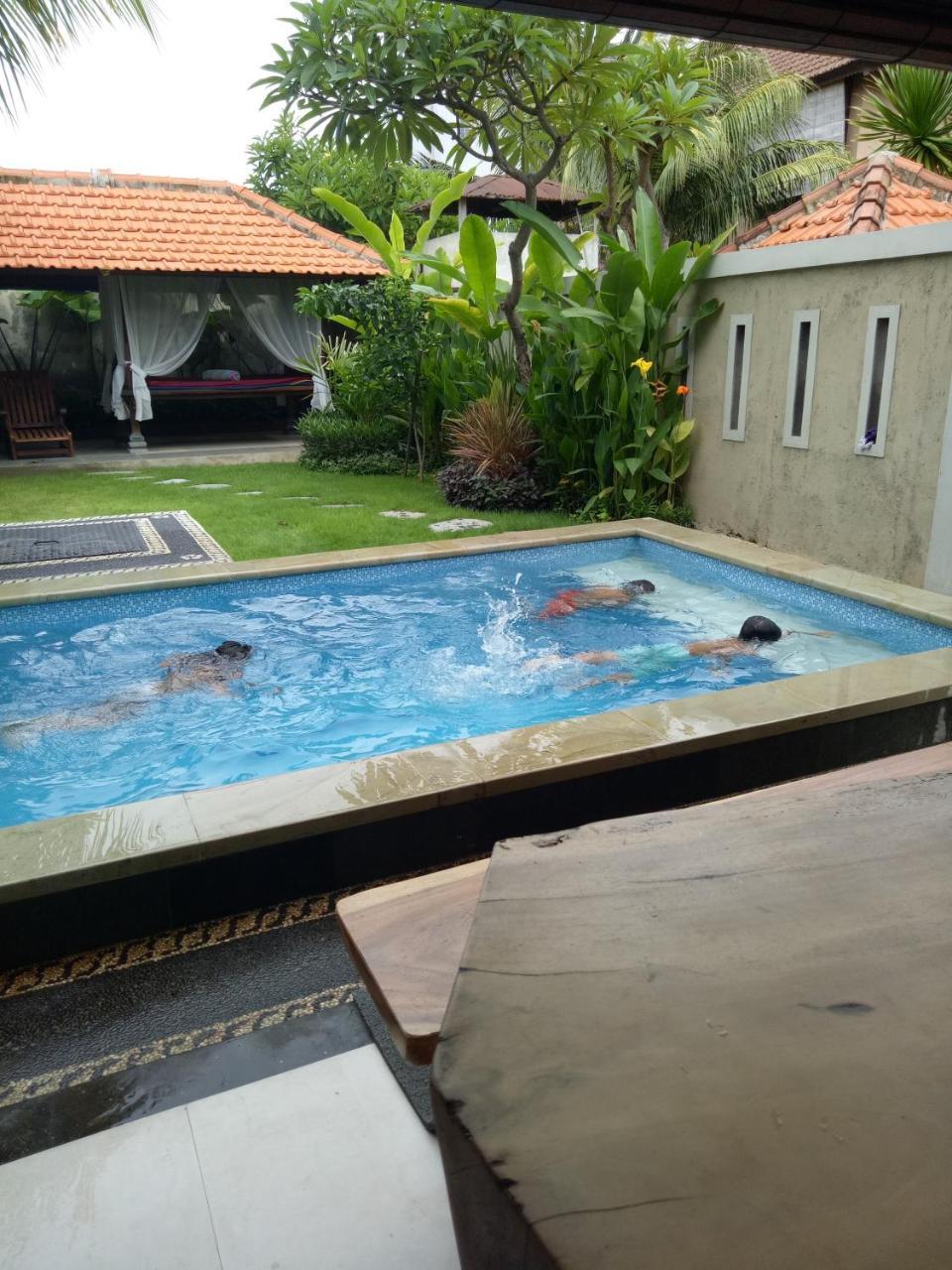 The Surya Kuta Villa Kültér fotó